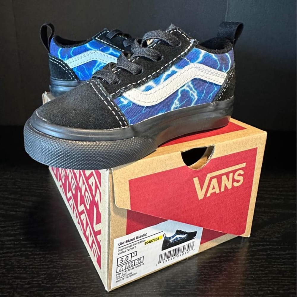 Old school elastic (lightening) black/blue size 5 toddler vans